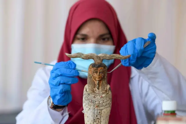 An gano tsoffin gawarwaki a cikin akwatunansu a Saqqara
