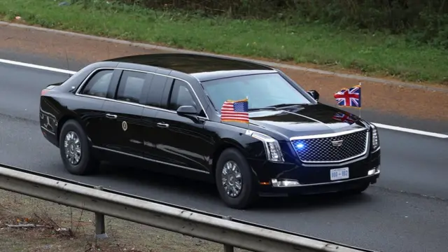 La limusina presidencial de Joe Biden camino a la COP26