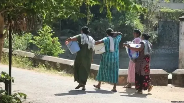 మైఖేల్‌పట్టి గ్రామస్థులు