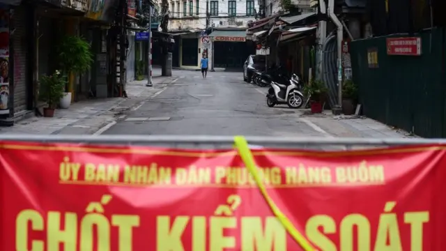 Kiểm soát chặt là một phương châm chống dịch của Việt Nam