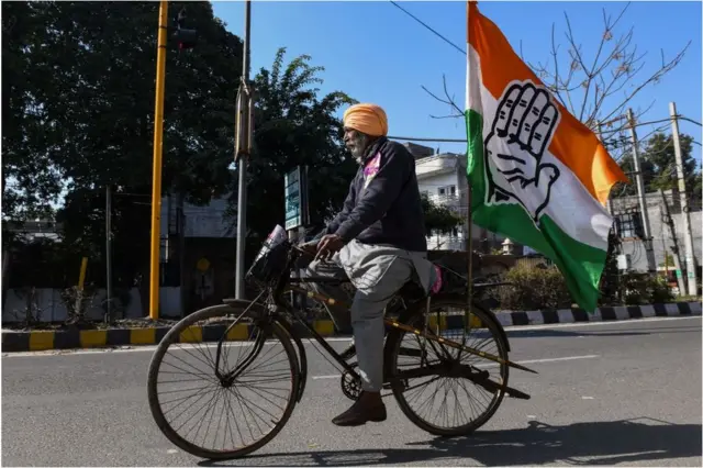 2002માં કૉંગ્રેસે ઉત્તર ગુજરાતથી ચૂંટણીઅભિયાનની શરૂઆત કરી હતી