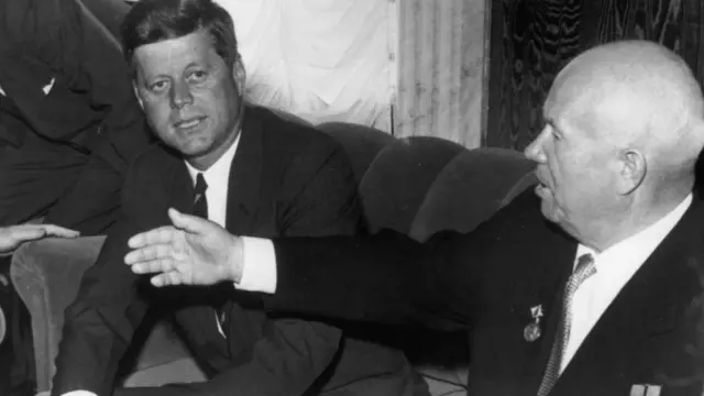 Никита Хрущев и Джон Кеннеди