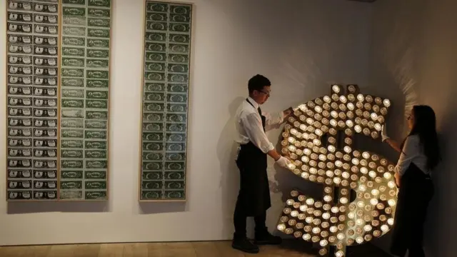 آثاری از تیم نوبل و سو وبستر در کنار کارهایی از اندی وارهول