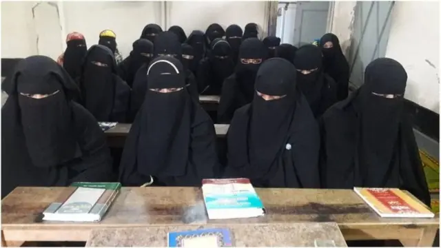 মাদ্রাসা, ঢাকা।