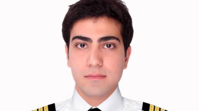 Иранский летчик Навид Гомнам