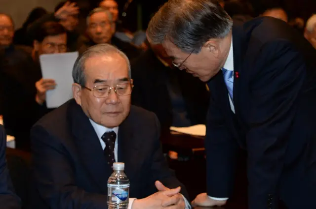 임동원 국정원장(왼쪽)