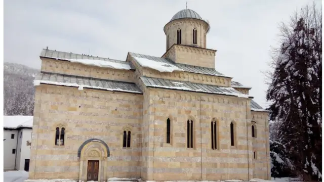 Високи Дечани