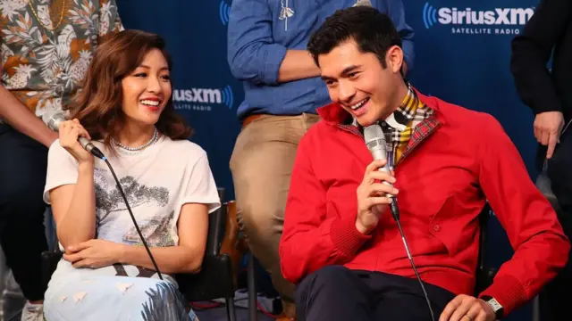 الممثلة كونستانس وو، والممثل هنري غولدينغ