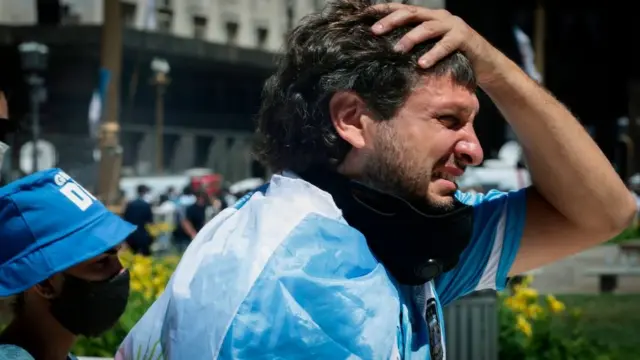 Diego Maradona Burial pictures
