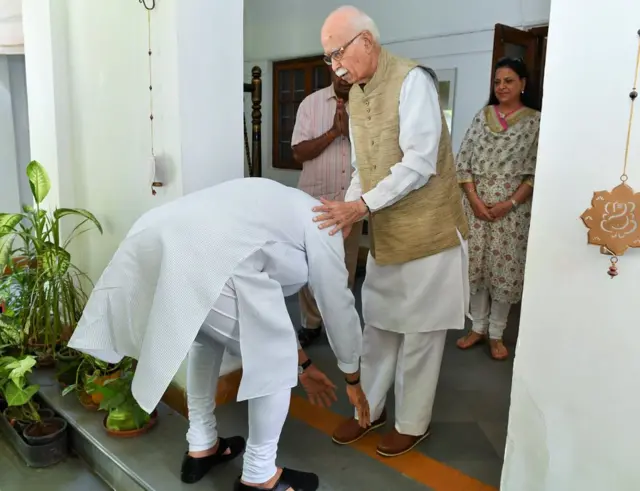 అడ్వాణీ, మోదీ