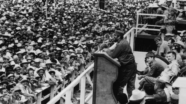 फ़िदेल कास्त्रो