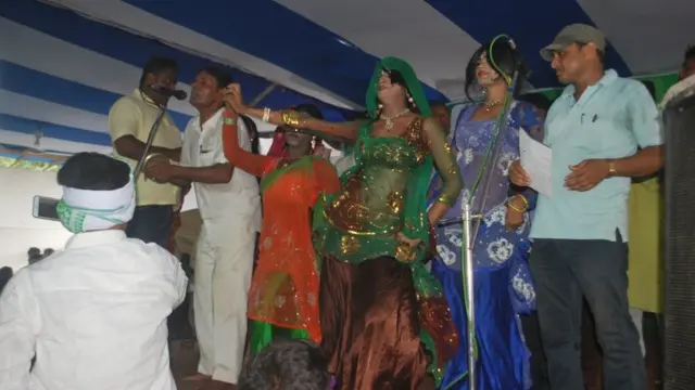 लौंडा नाच