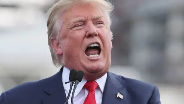 دونالد ترامپ توافق هسته‌ای ایران را یکی از بدترین توافق‌هایی که در تاریخ امضا شده نامیده است