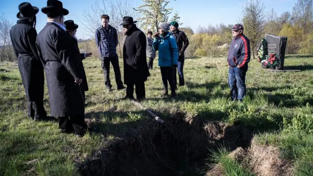 Місце поховання в Хажині