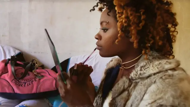 உடலுக்காக இந்தியாவிற்கு இறக்குமதி செய்யப்படும் ஆப்பிரிக்க பெண்கள்