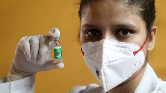 वैक्सीन