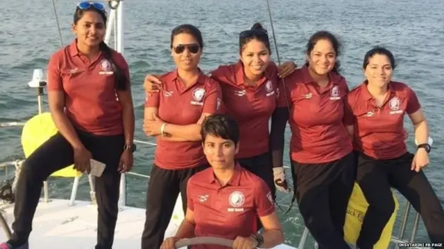 आईएनएस तारिणी में सवार 6 नौसेना महिला अधिकारी