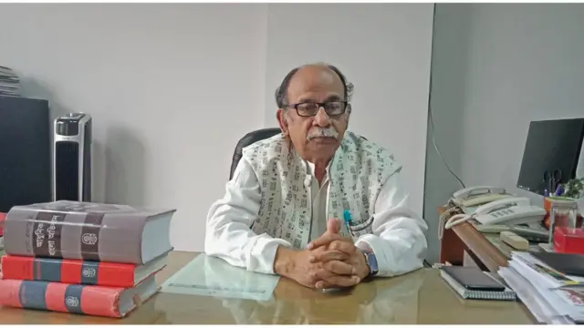 একাডেমির মহাপরিচালক হাবীবুল্লাহ সিরাজী