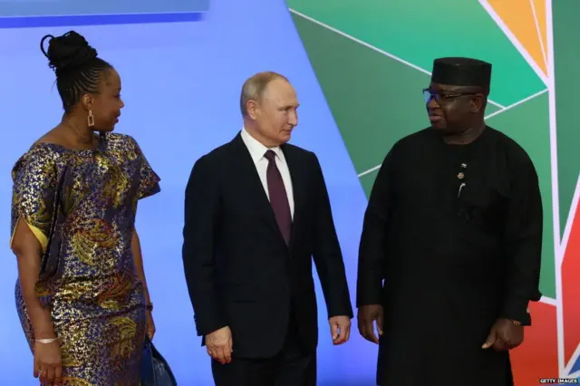 पुतिन, अफ्रीकी नेताओं के साथ