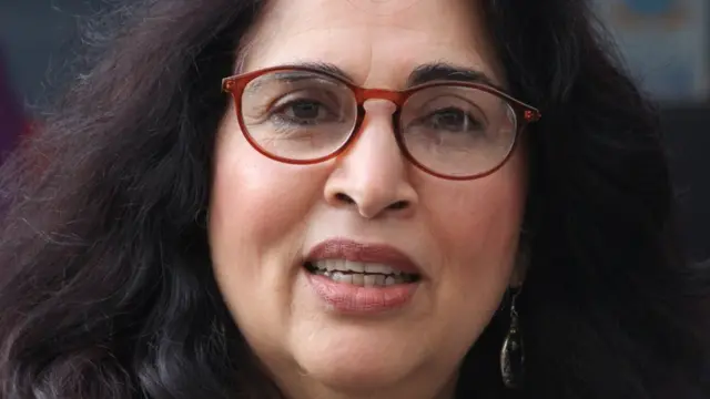 ஊர்வசி சாஹ்னி