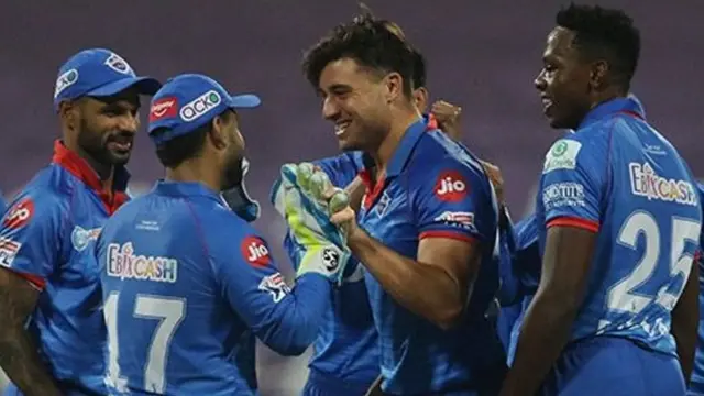 दिल्ली की टीम