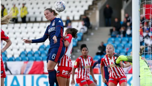 Egwuruegwu ụmụnwaanyị na Urop