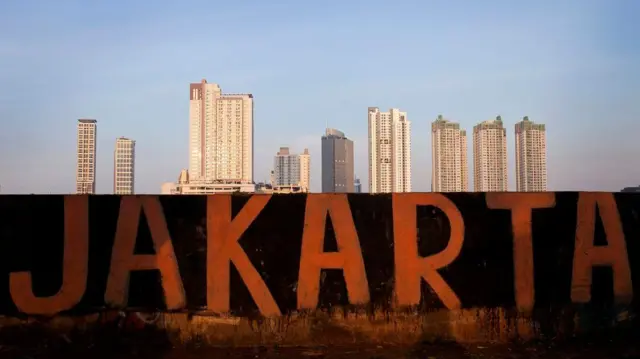 Jakarta, arus balik, urbanisasi, PHK, pengangguran, efisiensi