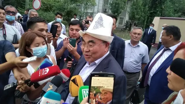 Аскар Акаев