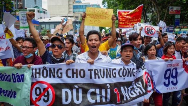 Nhiều người trẻ ở Việt Nam cũng tham gia chống luật Đặc khu và luật An ninh mạng ngày 10/6/2018