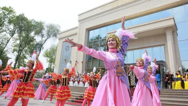 Бобур театри