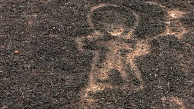 petroglyph children