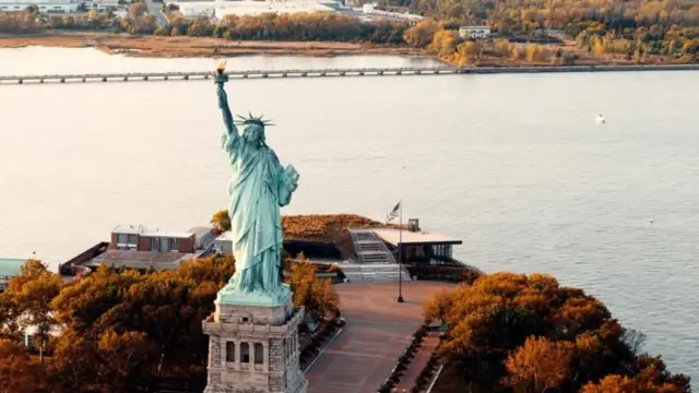 স্ট্যাচু অব লিবার্টি, নিউ ইয়র্ক