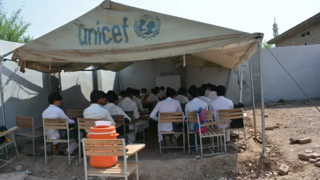 سکول، پاکستان، چین، باڑہ، خیبر، یونیسیف