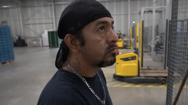 Roberto Lara cubierto de cicatrices.