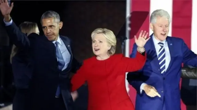 पूर्व विदेश मंत्री हिलेरी क्लिंटन और पूर्व राष्ट्रपति बराक ओबामा