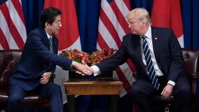 ट्रंप आणि शिंजो आबे