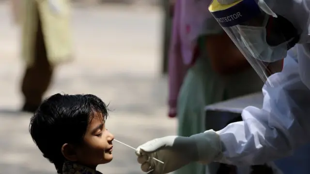 लहान मुलं, कोरोना