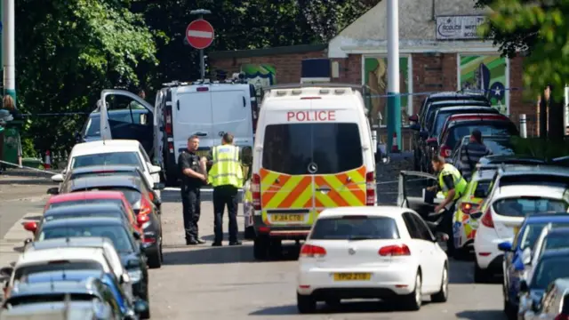 Полиция на Бентинк-роуд