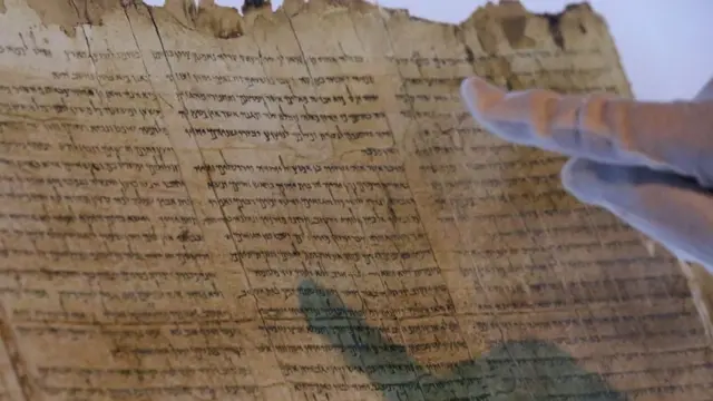 Fragmento del Gran Rollo de Isaías.