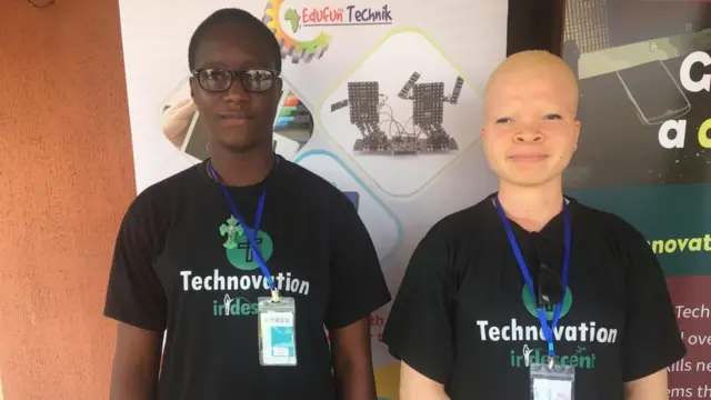 Ụmụ akwụkwọ Ado Girls secondary school Ọnịcha