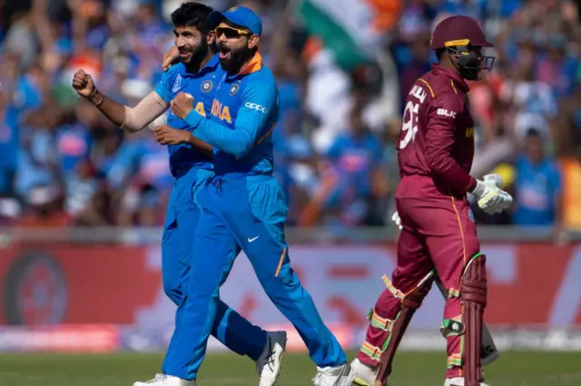 બુમરાહ - કોહલી