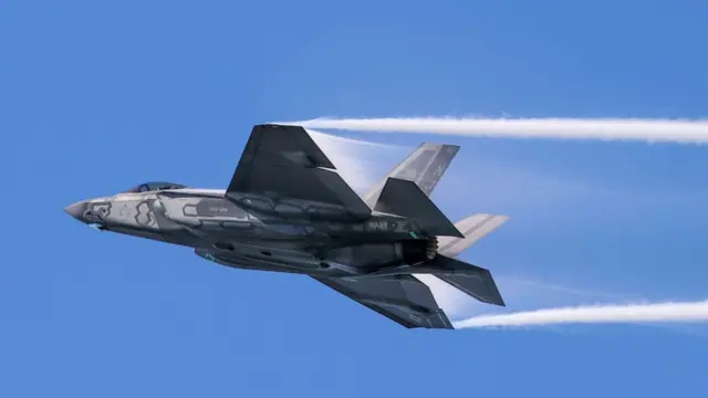 An F-35 jet at San Francisco's fleet week