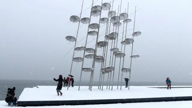 ग्रीस में बर्फ़बारी