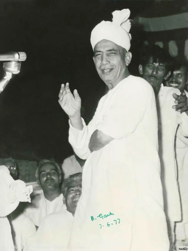 ચૌધરી ચરણ સિંહ