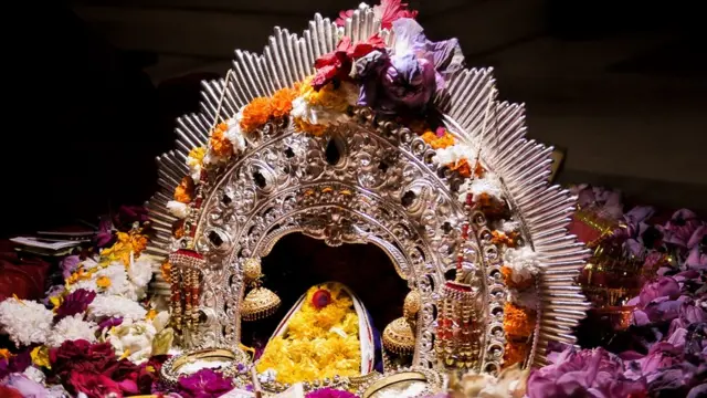 फूलवालों की सैर