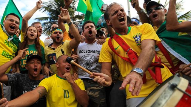 巴西新右翼领导人雅伊尔·博索纳罗（Jair Bolsonaro）的支持者