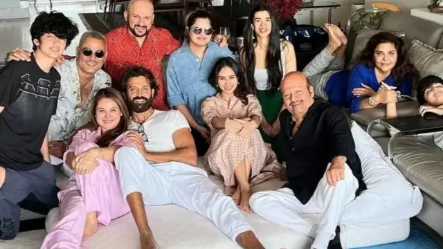 ऋतिक रोशन कुटुंबीय