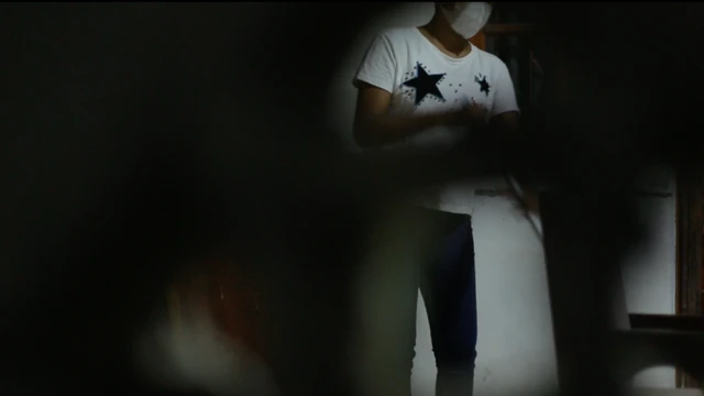 Tidak mendapatkan gaji, dilarang berkomunikasi dengan keluarga hingga mendapatkan pelecehan, Nona memutuskan melarikan diri.