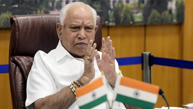 बीजेपी के वरिष्ठ नेता बीएस येदियुरप्पा लिंगायत समुदाय से आते हैं