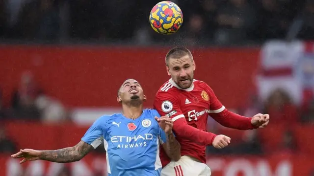 Man City dominate United